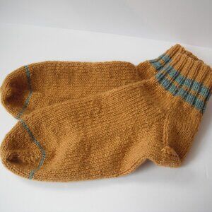 Handmade Knit Thick Wool Socks Size L Unisex Adult 100% Farm Wool Yellow